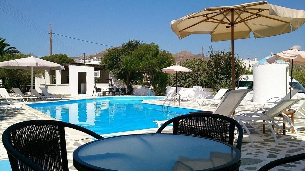 Готель Naxos Sun Studios 3*